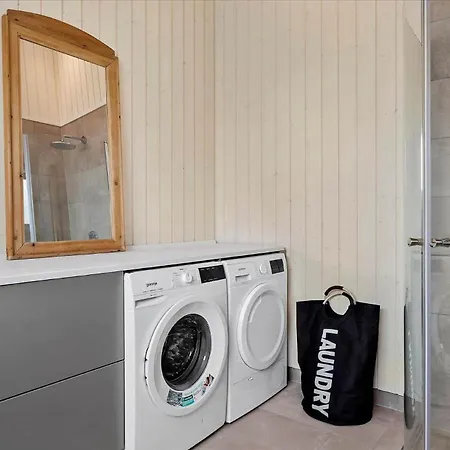 30022-malling-ajstrup-strandvej-94 Malling