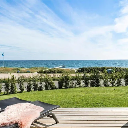 30022-malling-ajstrup-strandvej-94 * Malling