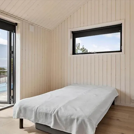 30022-malling-ajstrup-strandvej-94 Malling