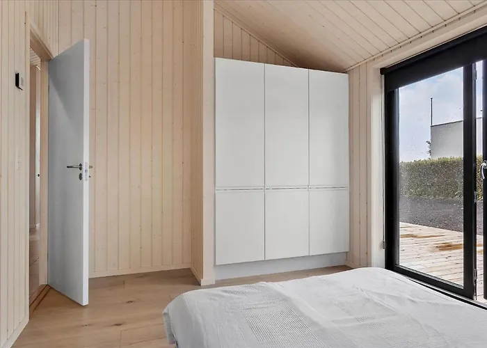 30022-malling-ajstrup-strandvej-94 Malling