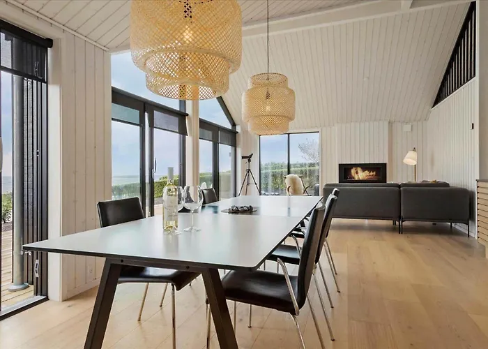 30022-malling-ajstrup-strandvej-94 * Malling